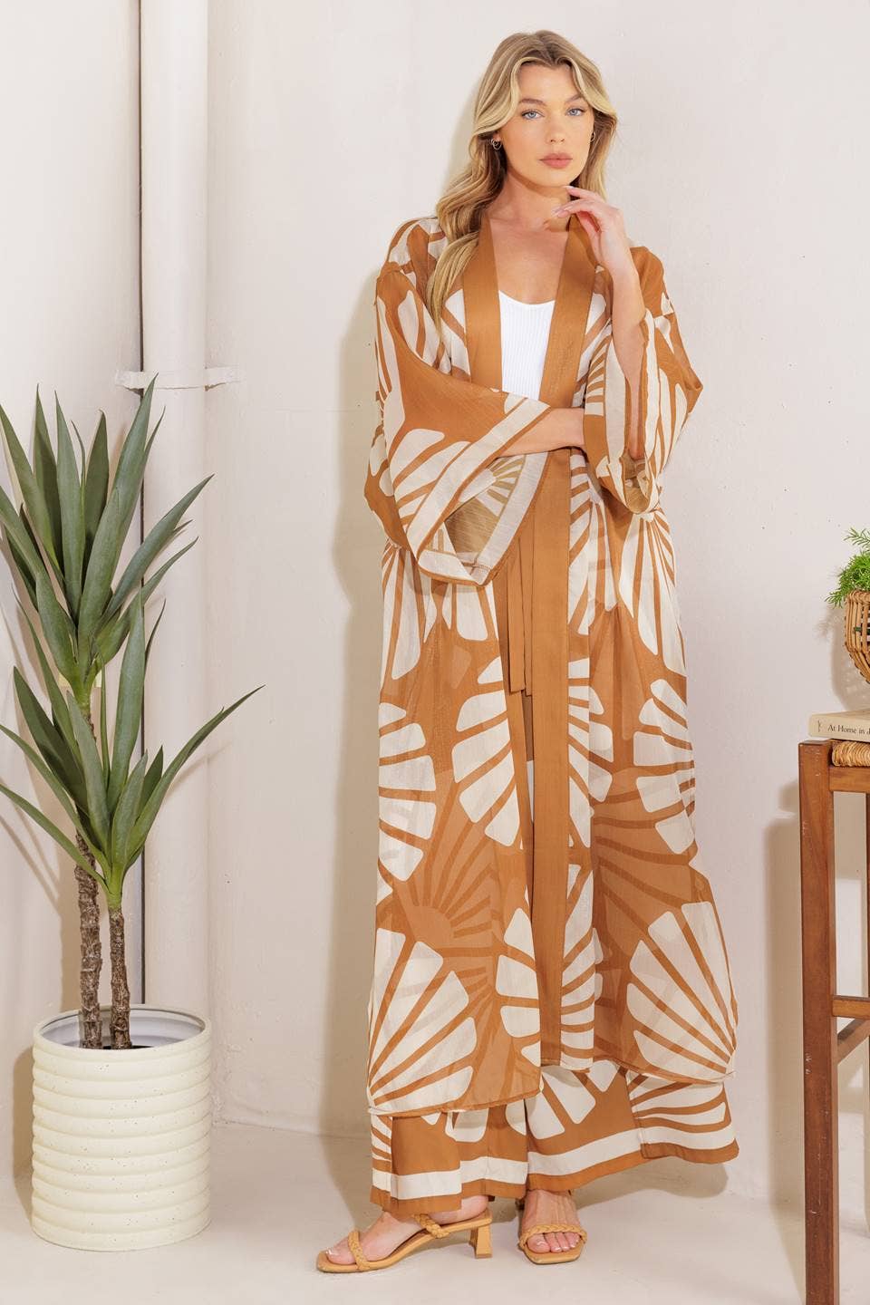 A Printed Woven Kimono - Top