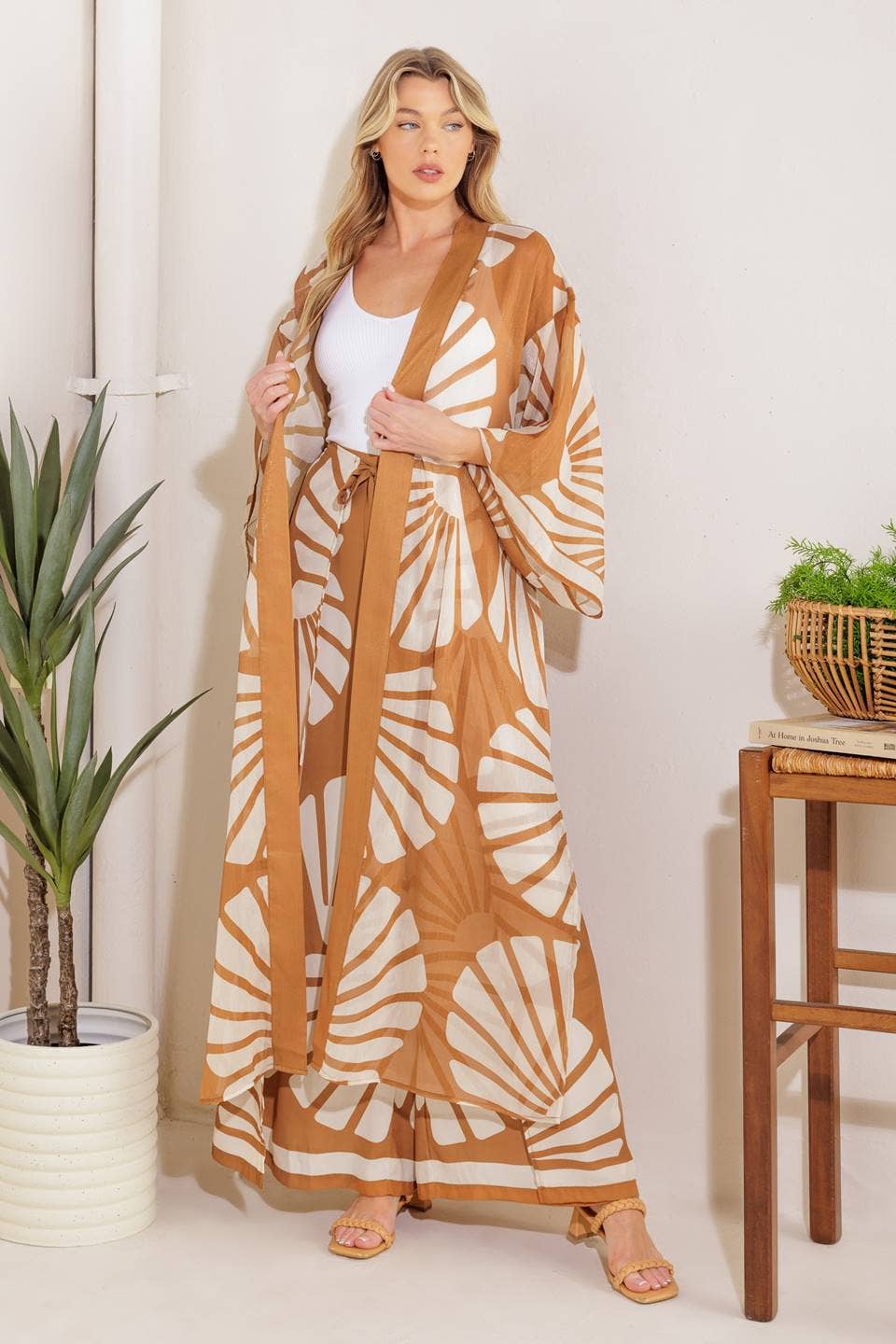A Printed Woven Kimono - Top