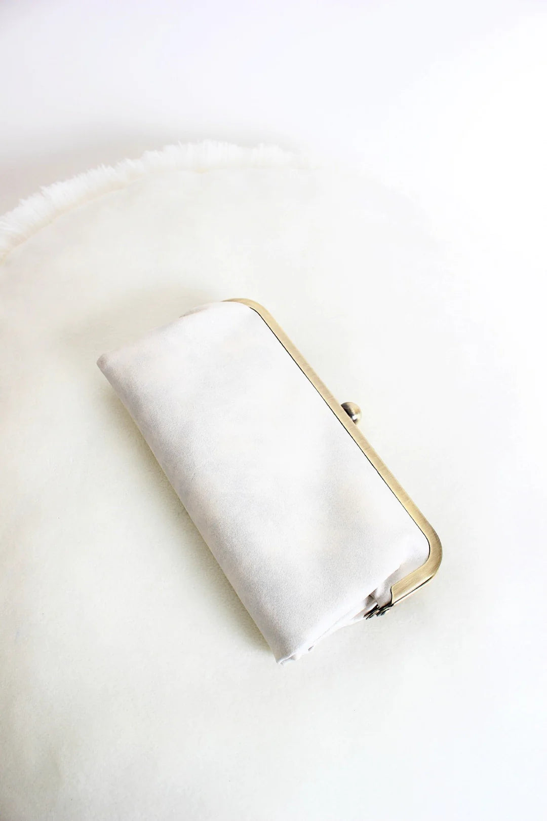 Pocket Lock Clutch