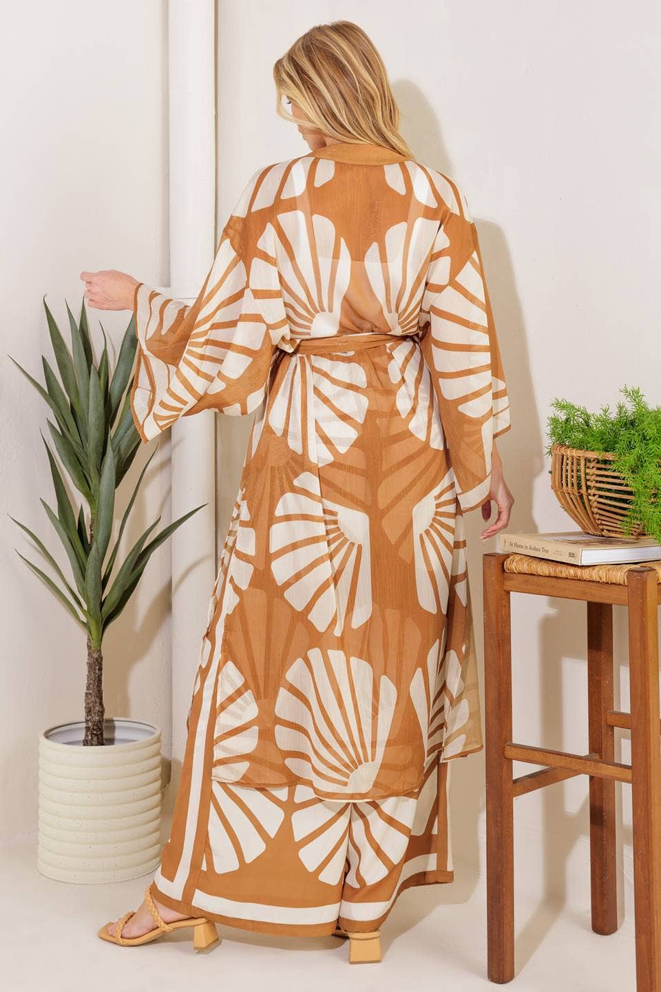 A Printed Woven Kimono - Top
