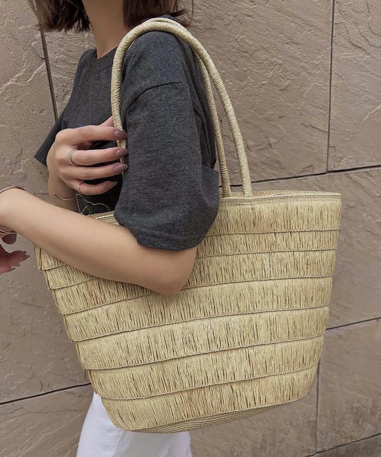 Fringe Straw Tote