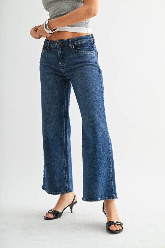 Mid Rise Slim Wide Leg - Just Black USA